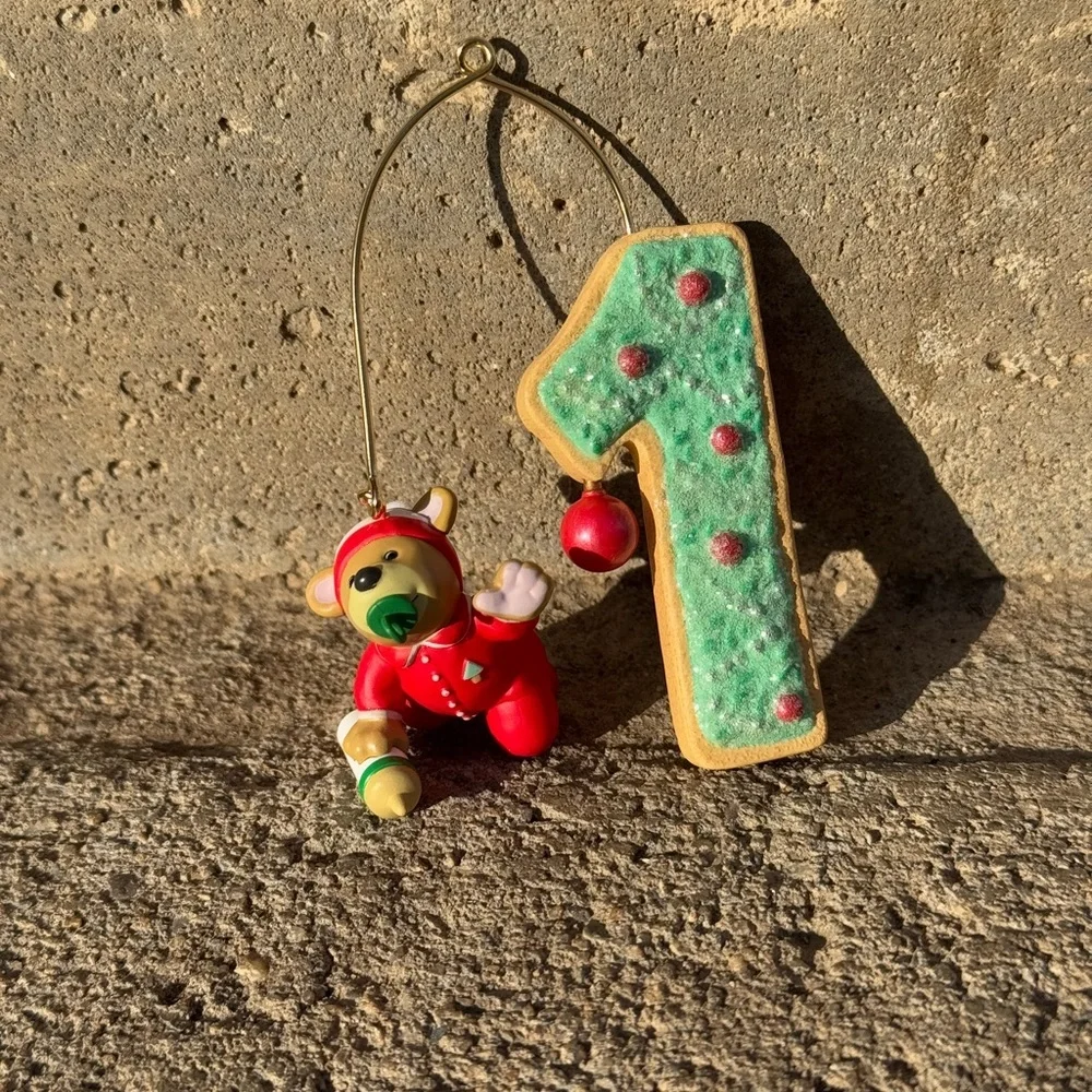 My First Christmas Ornament‎ Hallmark 2010